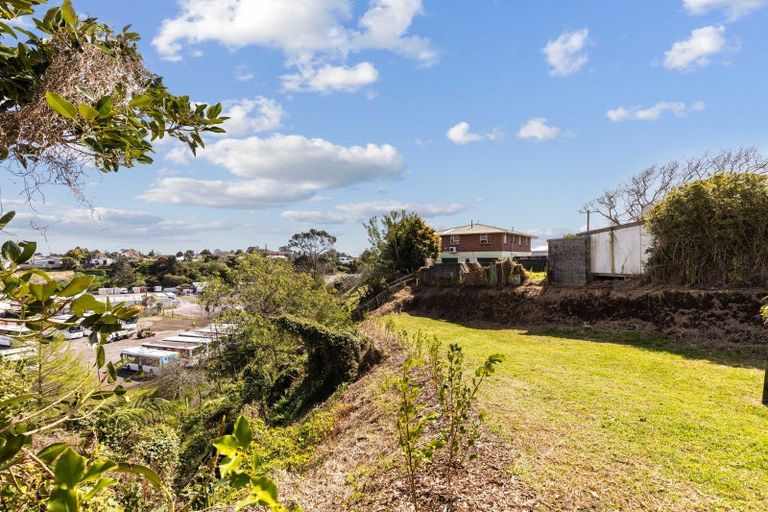 Photo of property in 168 Tukapa Street, Westown, New Plymouth, 4310