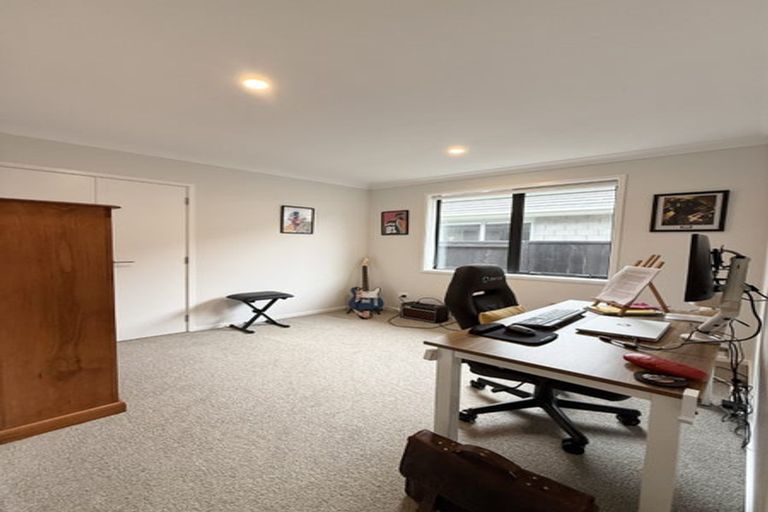 Photo of property in 51 Hills View Drive, Papamoa, 3118