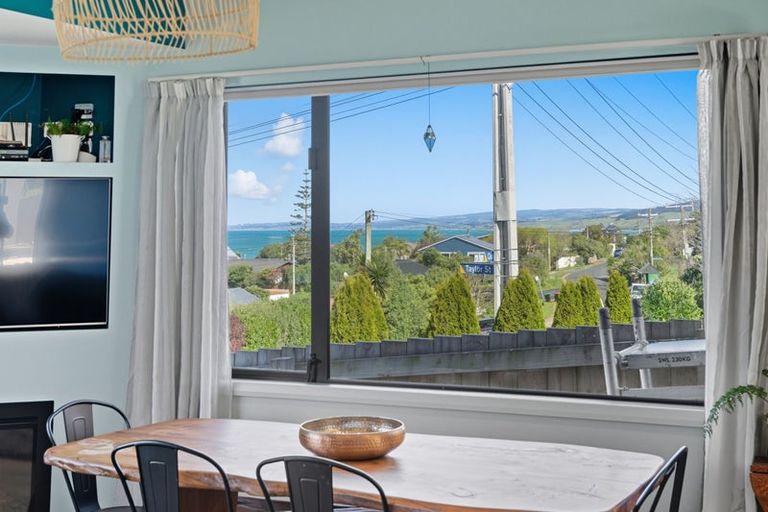 Photo of property in 1 Queen Street, Brighton, Dunedin, 9035