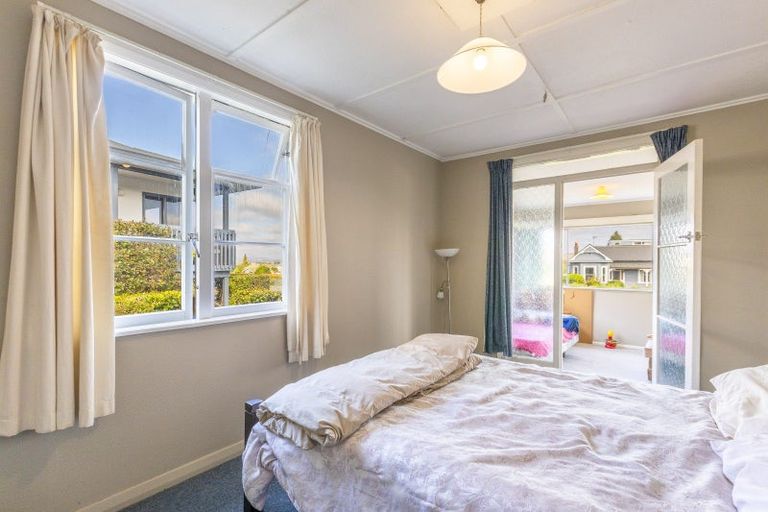 Photo of property in 2 Nelson Street, Waipukurau, 4200