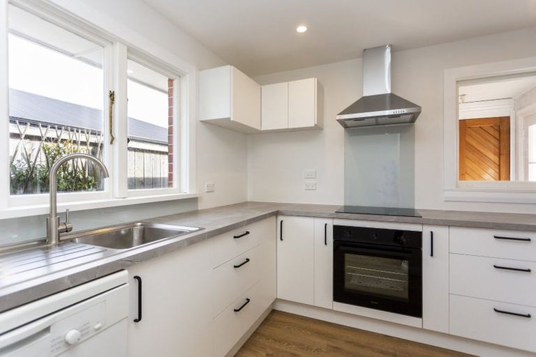 Photo of property in 190 Cashmere Road, Hoon Hay, Christchurch, 8025