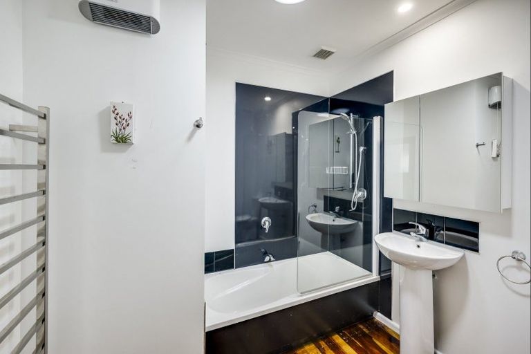 Photo of property in 212 Terrace Road, Parkvale, Hastings, 4122