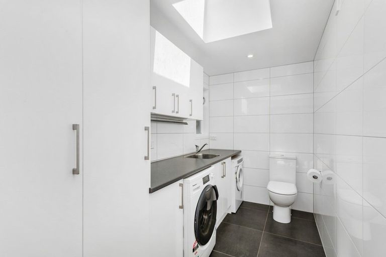 Photo of property in 32 Frankmoore Avenue, Johnsonville, Wellington, 6037