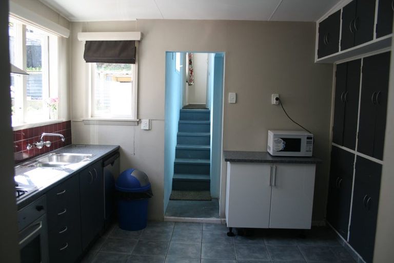 Photo of property in 4 Howard Street, Mount Cook, Wellington, 6021