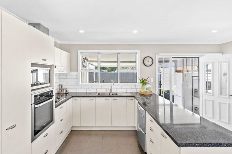 Photo of property in 186 Naenae Road, Naenae, Lower Hutt, 5011