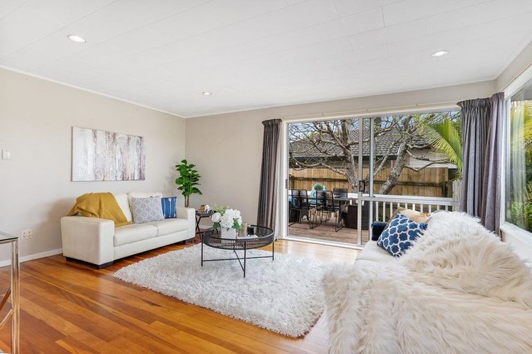 Photo of property in 1/7 Studfall Street, Pakuranga Heights, Auckland, 2010