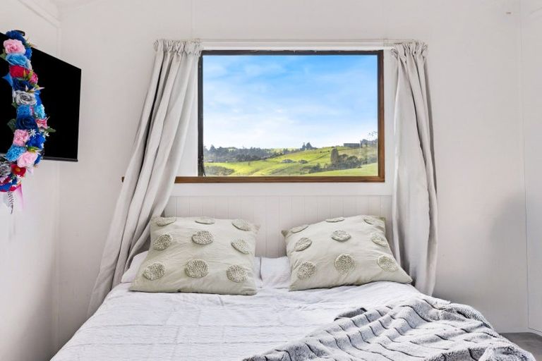 Photo of property in 1700 Ruapekapeka Road, Kawakawa, 0182