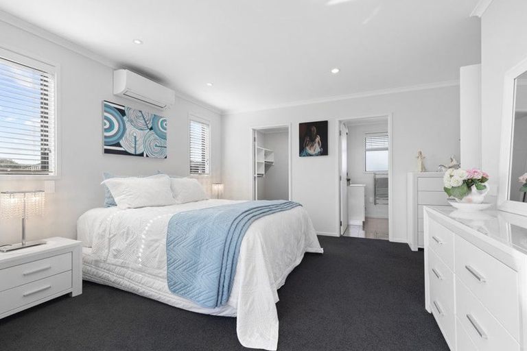 Photo of property in 18 Canmore Street, Pokeno, 2402
