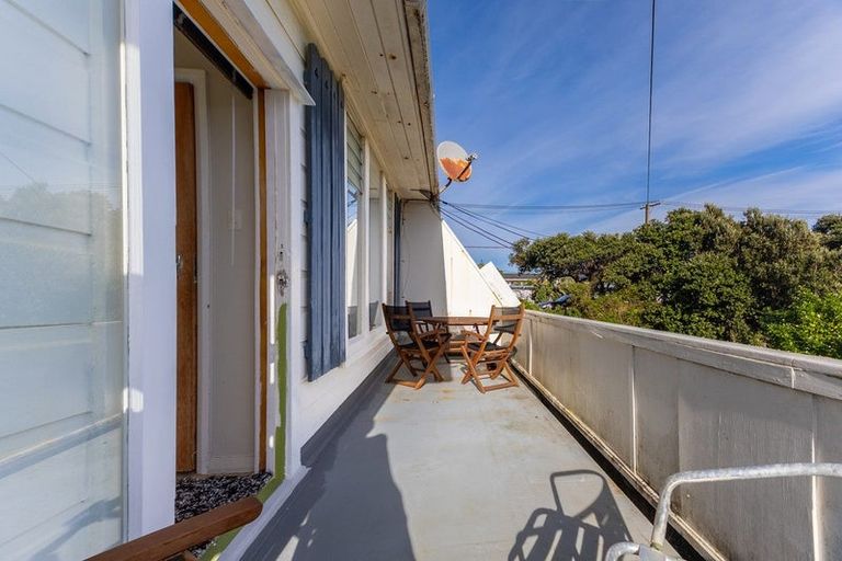 Photo of property in 25 The Esplanade, Raumati South, Paraparaumu, 5032