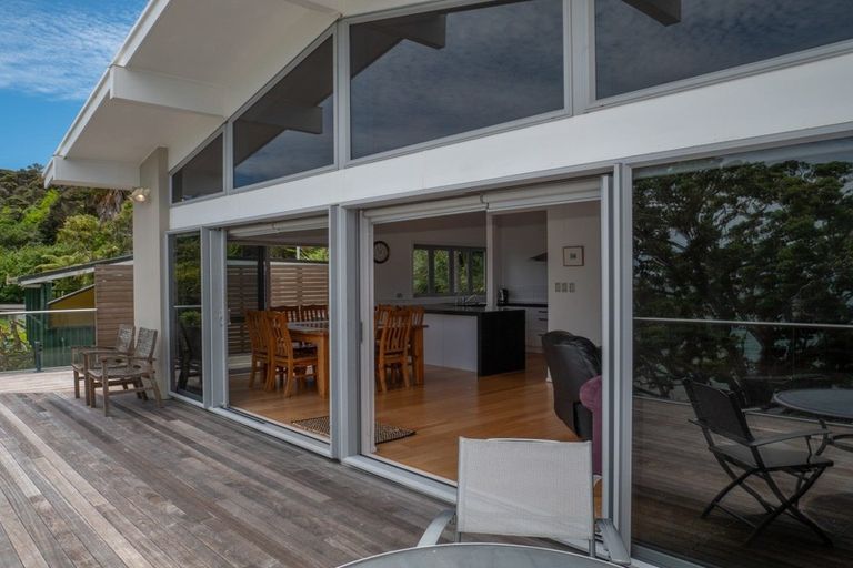 Photo of property in 27 Kotare Drive, Coopers Beach, 0420