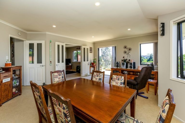 Photo of property in 22 Truby King Street, Merrilands, New Plymouth, 4312