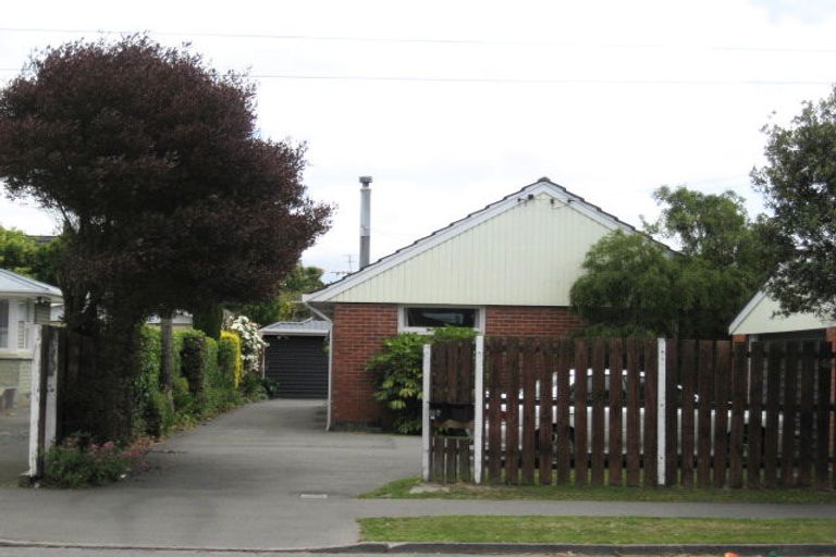 Photo of property in 1/205 Withells Road, Avonhead, Christchurch, 8042