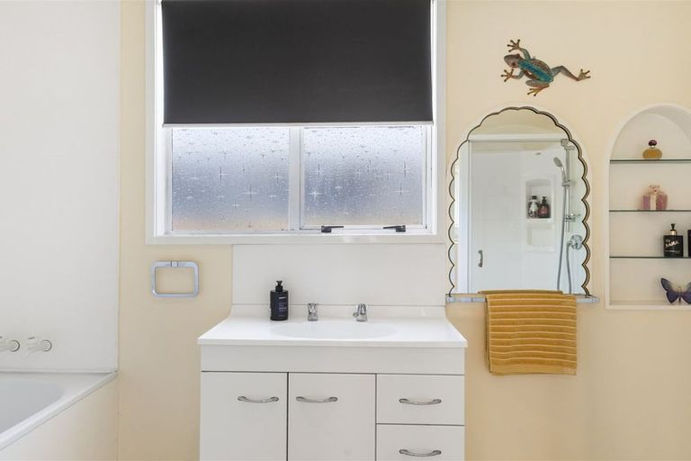 Photo of property in 59 Derby Street, Westport, 7825