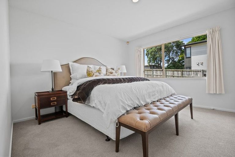 Photo of property in 14 Elliott Avenue, Bayview, Auckland, 0629