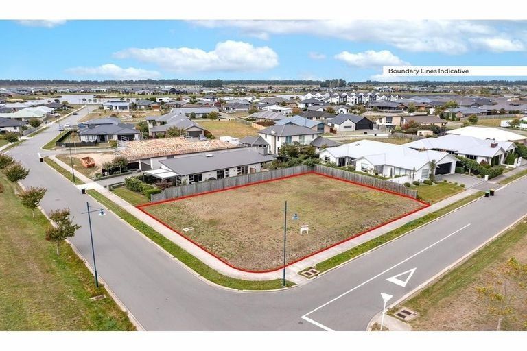 Photo of property in 30 Nga Tupuna Street, Pegasus, 7612