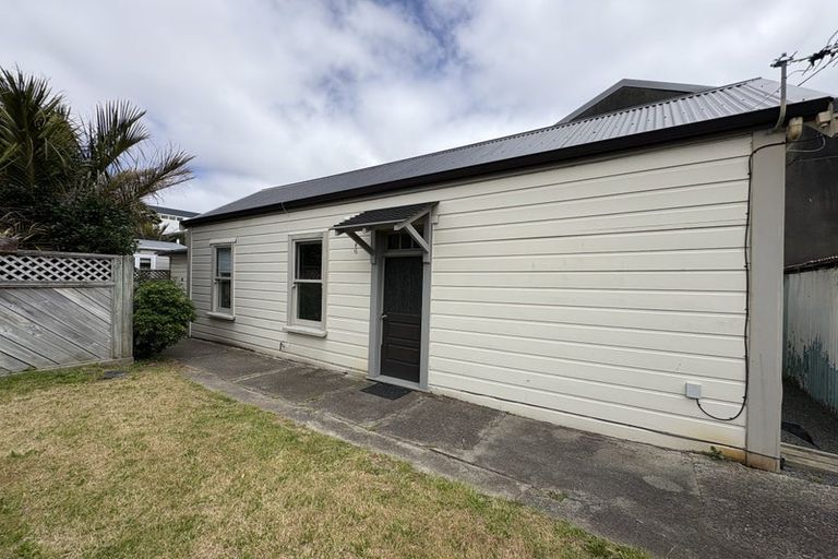 Photo of property in 31 Moir Street, Mount Victoria, Wellington, 6011