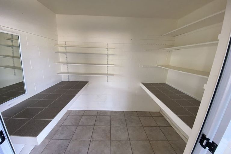 Photo of property in 5 Gretna Green, Browns Bay, Auckland, 0630