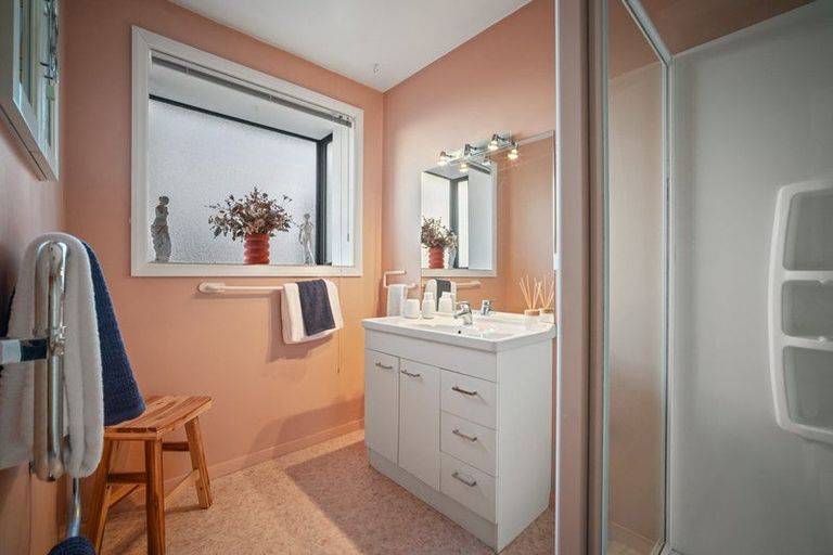 Photo of property in 1/28 Lyndon Street, Riccarton, Christchurch, 8041