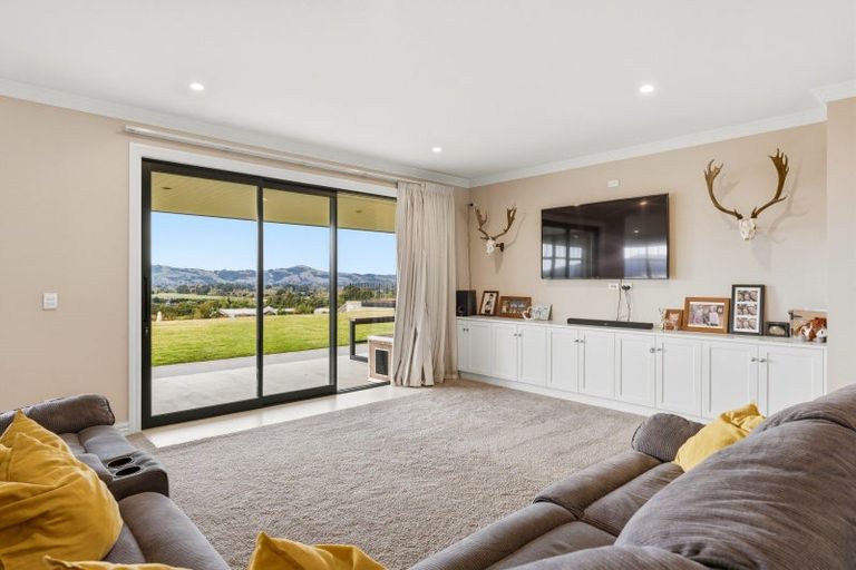 Photo of property in 60 Tirohanga Road, North Taieri, Mosgiel, 9092