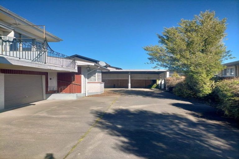 Photo of property in 2/6 Apollo Place, Papanui, Christchurch, 8052