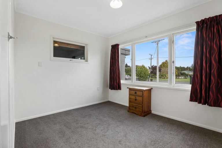 Photo of property in 16 Wharenui Road, Owhata, Rotorua, 3010