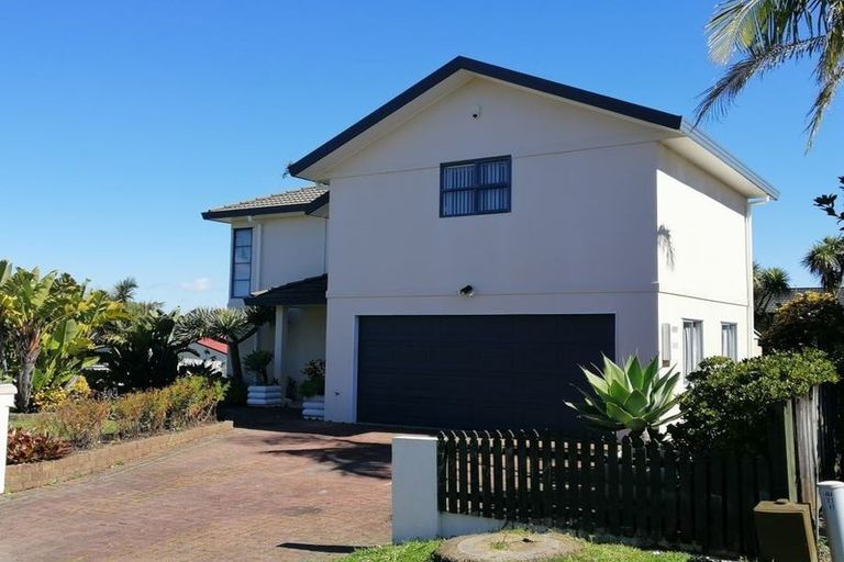 Photo of property in 59 Ransom Smyth Drive, Goodwood Heights, Auckland, 2105