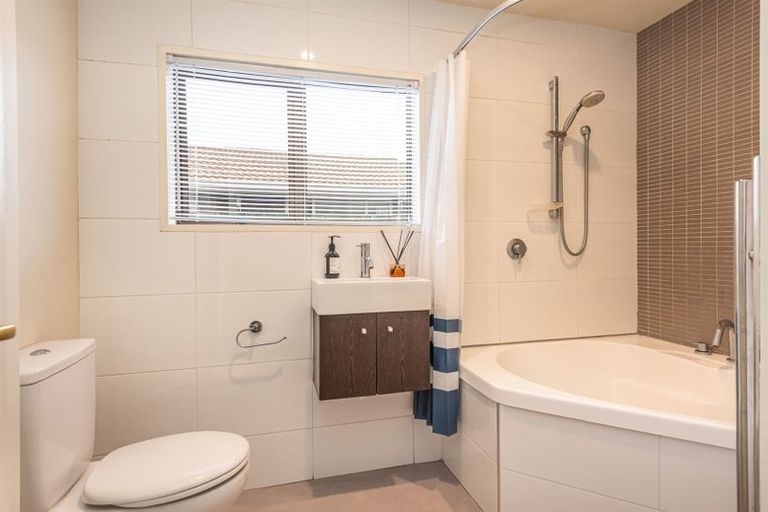 Photo of property in 95 Mandeville Street, Riccarton, Christchurch, 8011