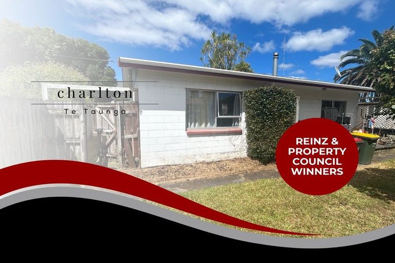 Photo of property in 2/1 Rosier Road, Glen Eden, Auckland, 0602