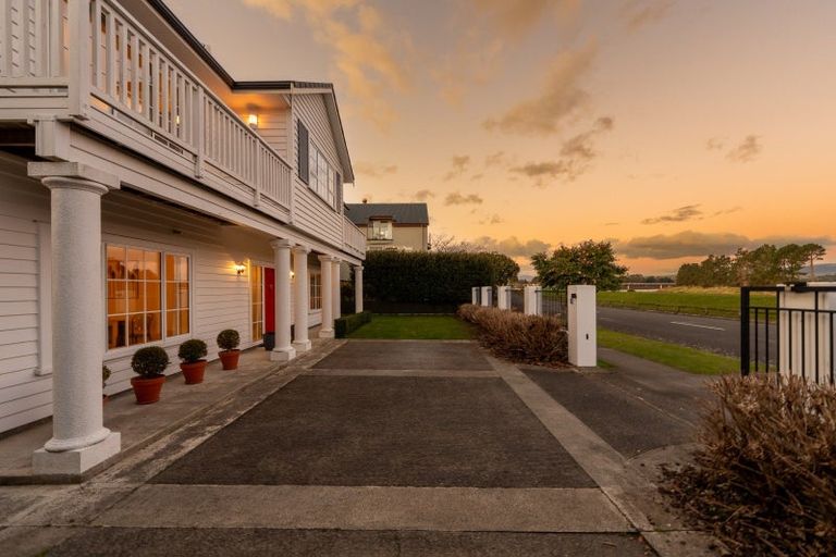 Photo of property in 39 Dittmer Drive, Awapuni, Palmerston North, 4412