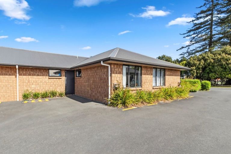 Photo of property in 102u9 Old Farm Road, Hamilton East, Hamilton, 3216