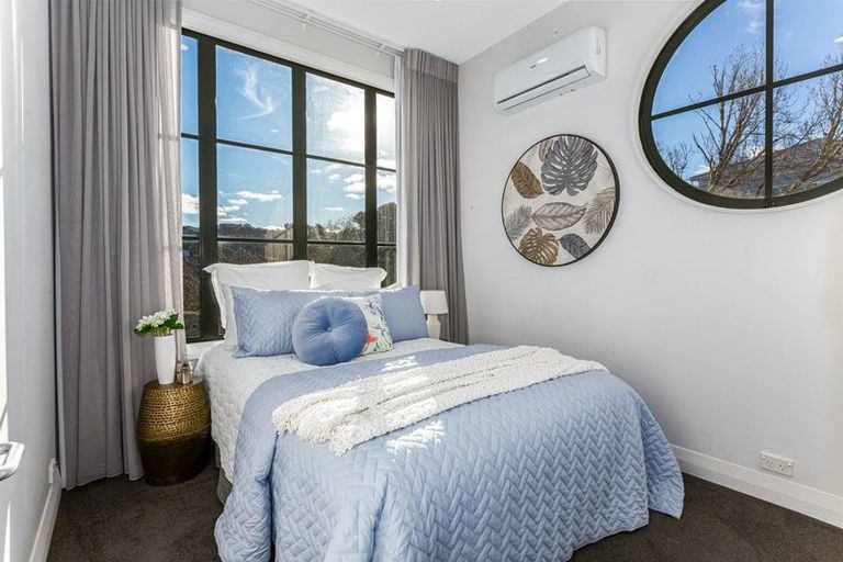 Photo of property in 10 Upland Road, Kelburn, Wellington, 6012