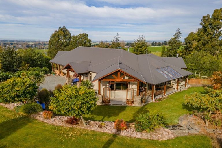 Photo of property in 17 Downs Road, Geraldine, 7930