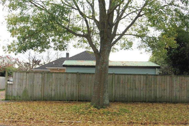 Photo of property in 1 Hockin Place, Fairfield, Hamilton, 3214