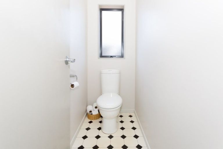 Photo of property in 9 Campion Place, Rolleston, 7614