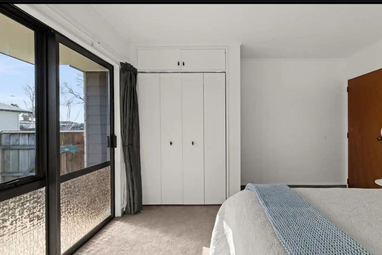 Photo of property in 2/8 Duart Road, Havelock North, 4130