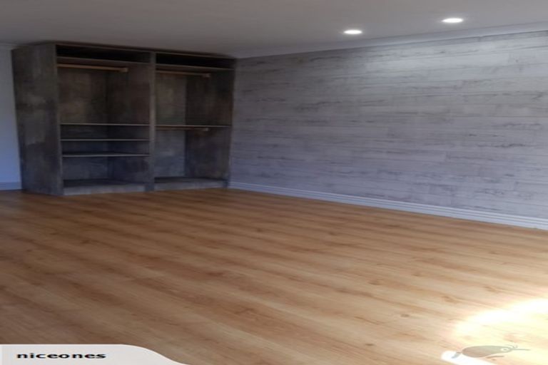 Photo of property in 19 Millstream Drive, Henderson, Auckland, 0610