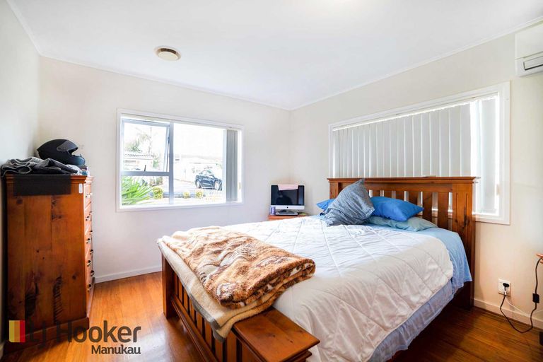 Photo of property in 61 Christmas Road, Manurewa, Auckland, 2102