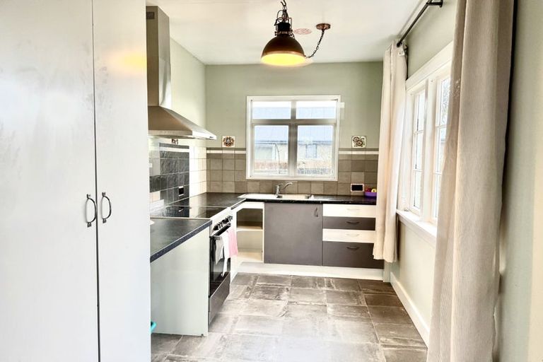 Photo of property in 16 Walshs Road, Allenton, Ashburton, 7700