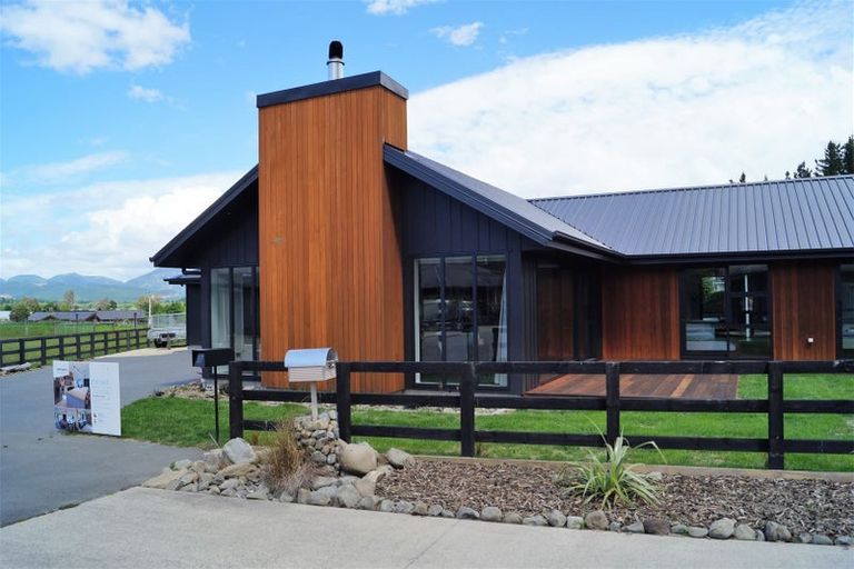Photo of property in 5 Keats Place, Hanmer Springs, 7334