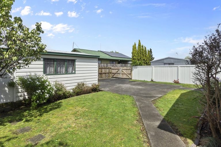 Photo of property in 39a Odlin Crescent, Nawton, Hamilton, 3200