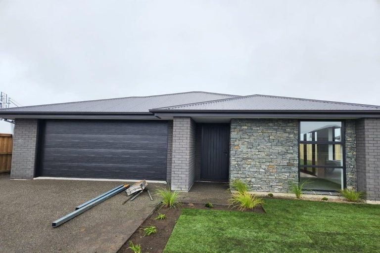 Photo of property in 6 Edgar Way, Rolleston, 7614