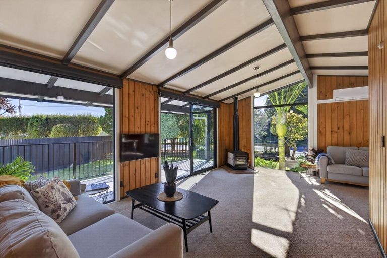 Photo of property in 41 Takiroa Street, Urenui, 4375