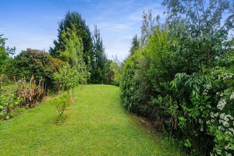 Photo of property in 25 Waitere Street, Marton, 4710