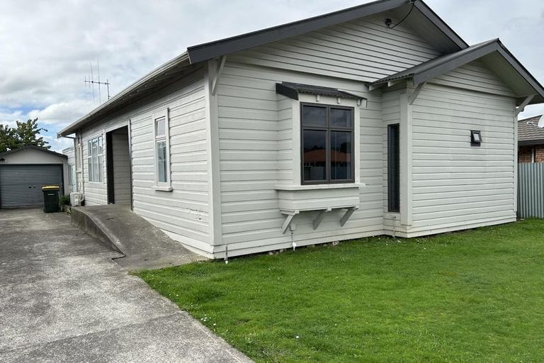 Photo of property in 42 Durham Street, Levin, 5510