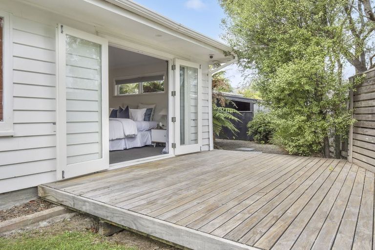 Photo of property in 73 Kohekohe Road, Waikanae, 5036