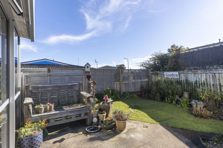 Photo of property in 3a Rossiter Crescent, Lynmouth, New Plymouth, 4310