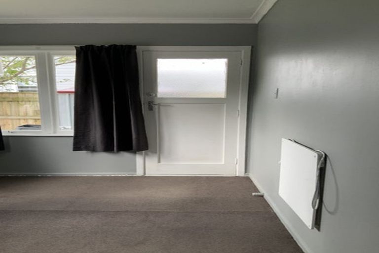 Photo of property in 1/4 Granville Street, Silverstream, Upper Hutt, 5019