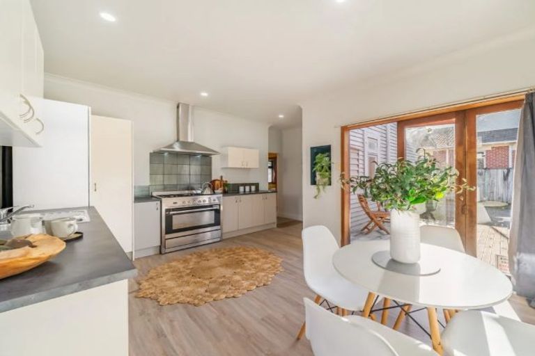 Photo of property in 50 Brook Street, Waterloo, Lower Hutt, 5011