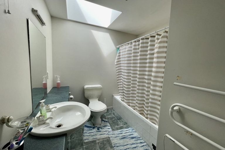 Photo of property in 2/36 Packe Street, Edgeware, Christchurch, 8013