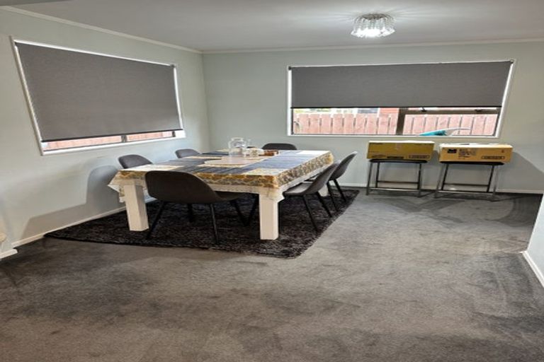 Photo of property in 25 Oregon Drive, Maoribank, Upper Hutt, 5018